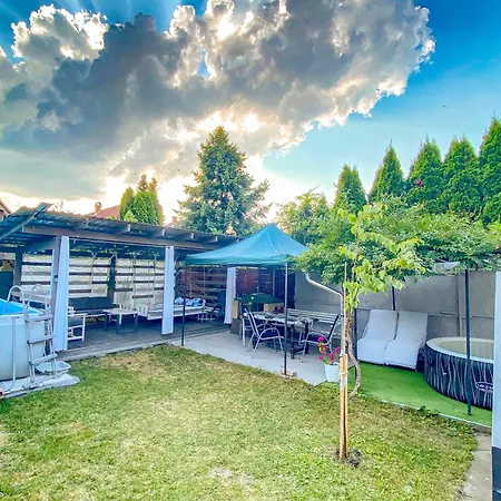 Napsugar Vendeghaz * Mezokovesd