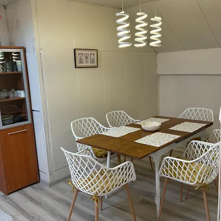Napsugar Vendeghaz Apartament *