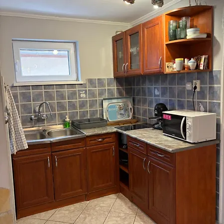 Apartment Napsugar Vendeghaz *