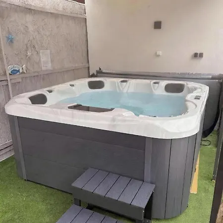 Napsugar Vendeghaz * Mezőkövesd