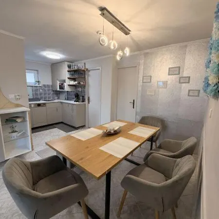 Napsugar Vendeghaz Apartament Mezőkövesd